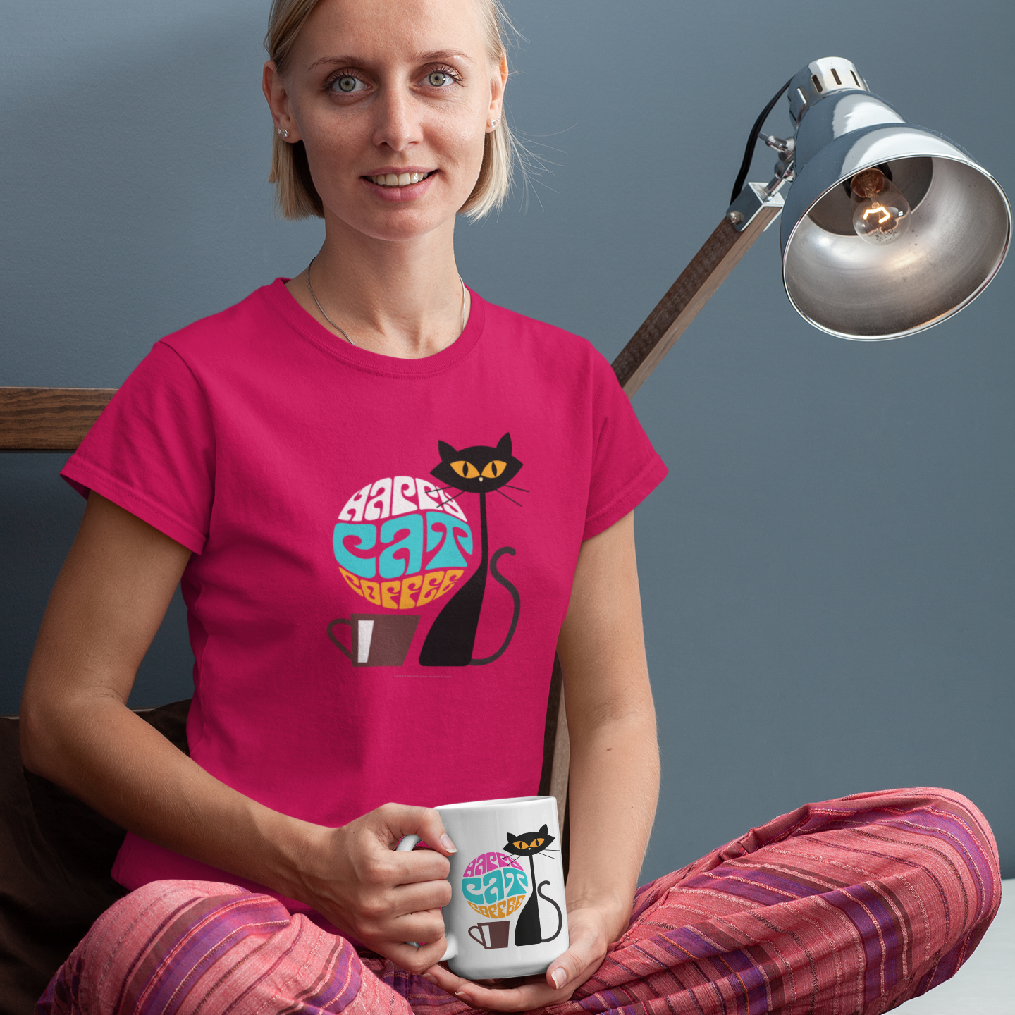 Happy Cat Coffee Women's T-Shirt - Magenta